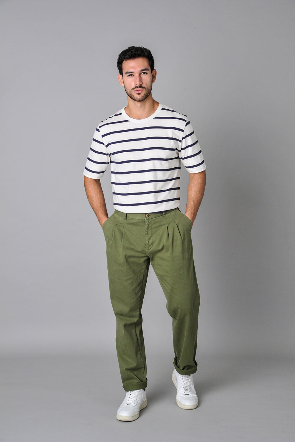 the good neighbour pleated trousers in olive