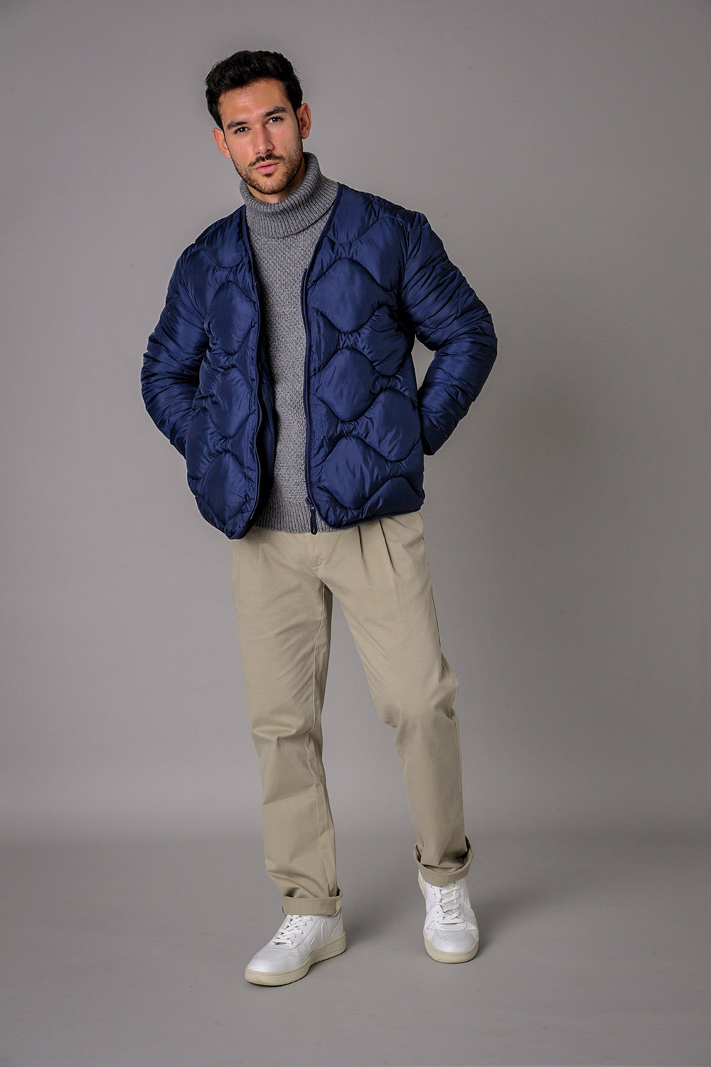 the good neighbour Quilted jacket in navy